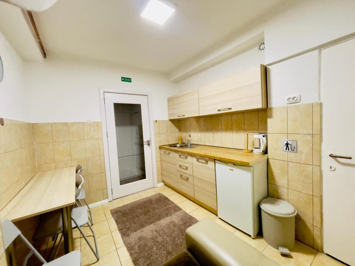 Ferienwohnung Pristina Nest Exterior foto
